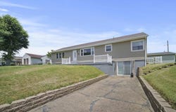 707 2nd Street East, South Point, OH 45680