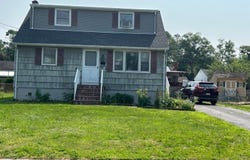 130 2Nd St, Middlesex Boro, NJ 08846-2124