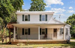 23 Mahoney Drive, Harpers Ferry, WV 25425