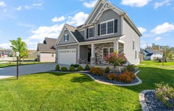 2116 Redwood Lane, Chesterton, IN 46304