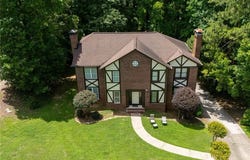 147 Hunters Cove, Roswell, GA 30076