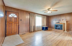 40736 West Morgan Avenue, Pennington Gap, VA 24277