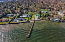 33 Harbour Road, Great Neck, NY 11024