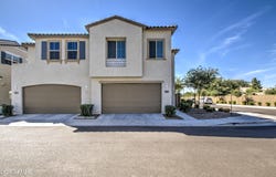 2754 S APACHE Drive, Chandler, AZ 85286