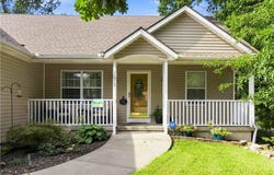 16915 E 41st Terrace S, Independence, MO 64055