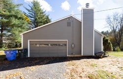 18 Meadowlark Road, Simsbury, CT 06092