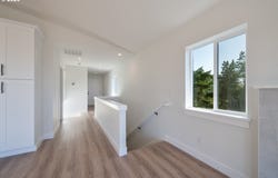 110 CRESCENT St, Oceanside, OR 97134