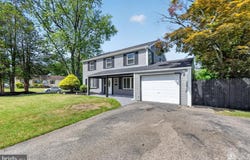 47 PRIMROSE Lane, WILLINGBORO, NJ 08046