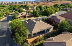805 S Dixie Dr, Washington, UT 84780