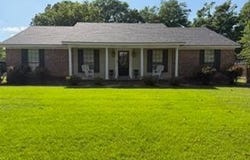 1195 Morrison Dr., GRENADA, MS 38901