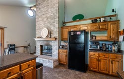 W142n10736 Wooded Hills Dr, Germantown, WI 53022