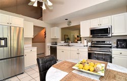 310 Blair Circle, Aurora, OH 44202