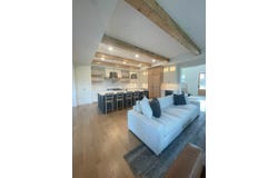 650 E Van Buren Street, Villa Park, IL 60181