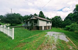 2005 Dc Caney Ridge Road, Clintwood, VA 24228