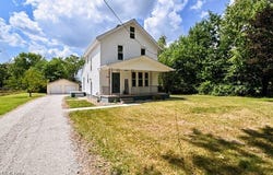 4241 Addison Avenue, Louisville, OH 44641