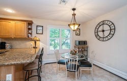 18 Skymark Ct, Upper Saddle River Boro, NJ 07458-2318