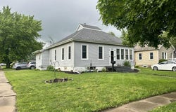 856 Franklin Street, Wapello, IA 52653