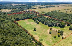 2411 County Road 2411, Honey Grove, TX 75446
