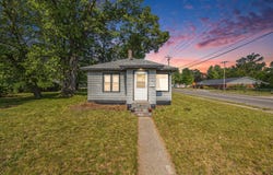 2201 Riordan Street, Muskegon Heights, MI 49444
