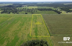08 Comstock Road, Elberta, AL 36530