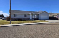 183 SW 18th St., Ontario, OR 97914