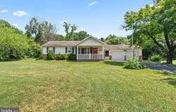 8803 SHARPSBURG PIKE, FAIRPLAY, MD 21733