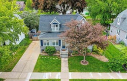 633 S MICHIGAN Street, DE PERE, WI 54115