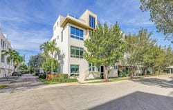 6610 NW 105th Ct, Doral, FL 33178