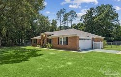 5097 Hamilton Ln, Pace, FL 32571