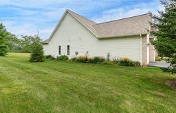 100 Heron Ln, Slippery Rock Twp, PA 16057
