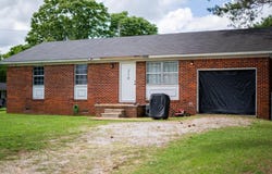 210 W Moore St, Tuscumbia, AL 35674