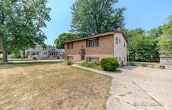3607 Colby Avenue SW, Wyoming, MI 49509