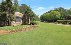 207 River Overlook, Forsyth, GA 31029
