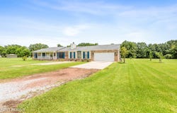 2119 Sunshine Drive, Abbeville, LA 70510