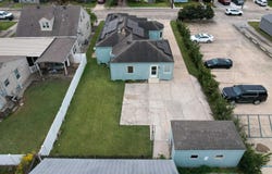 813 Wood St, Houma, LA 70360