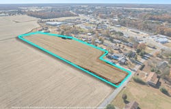 205 Dixon Road E, Loretto, TN 38469