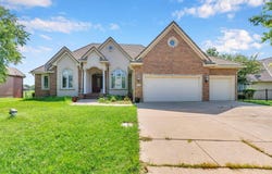 618 18th Fairway, Andover, KS 67002