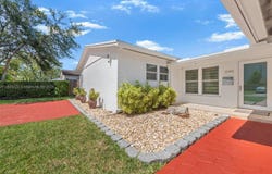 1345 SW 102nd Pl, Miami, FL 33174