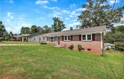 704 W Grady Street, Seneca, SC 29678