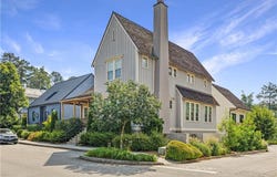 11260 Serenbe Lane, Chattahoochee Hills, GA 30268