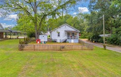 102 N Bibb Street, Westminster, SC 29693
