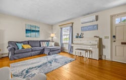388 Pequot Avenue, New London, CT 06320