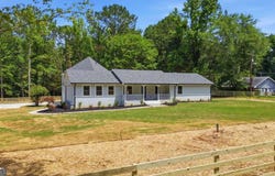 2450 tennyson Trail, Grayson, GA 30017