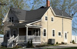 703  W Devoe St, Creston, IA 50801