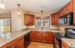 1213 N Pekin Pl, Sioux Falls, SD 57107