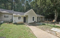 3943 Henry, Acworth, GA 30101