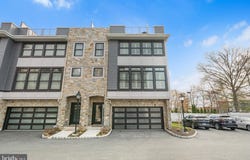 7 SAMANTHA WAY, DEVON, PA 19333