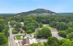 5367 E MOUNTAIN ST, Stone Mountain, GA 30083