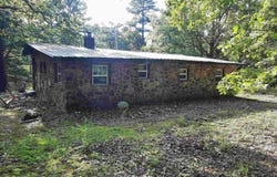 400 Wolfking Road, Mountain View, AR 72560