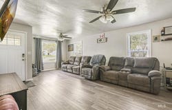 521 E Ave D, Jerome, ID 83338